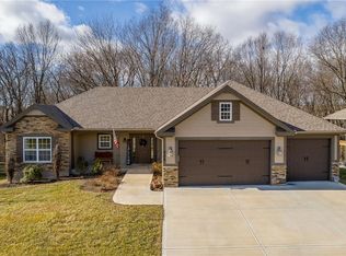504 Chisam Rd, Kearney, MO 64060