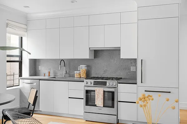 Kitchen, photo 2