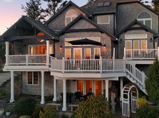 6290 Southview Loop, Pacific City, OR 97135