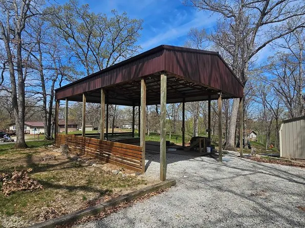 12001 Fox Glove Ct, Unionville, MO 63565