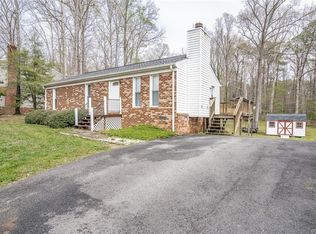 1313 Unison Dr, Midlothian, VA 23113