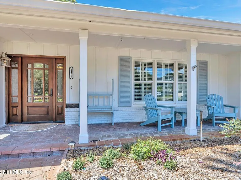 1452 Seminole Rd — Photo 4