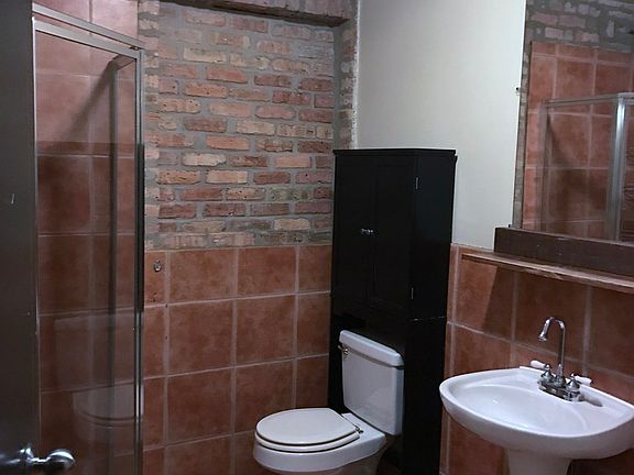 2nd image of 2725 S Archer Ave #2