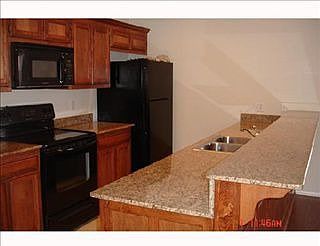 3rd image of 3106 SW Deerfield Blvd #1