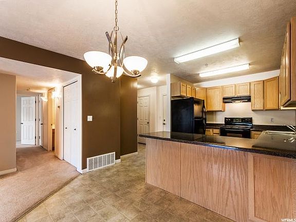 4th image of 1195 E Privet Dr #314