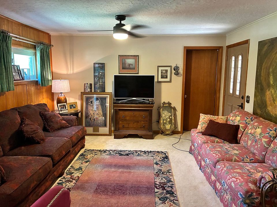 35th image of 512 Crane Ln