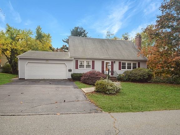 2nd image of 18 Woodburn Dr