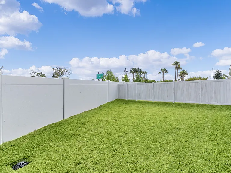 1047 Justin Mills Ct — Photo 40