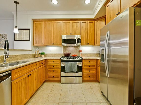 5th image of 2881 Meridian Ave Unit 122
