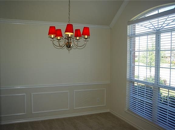 4th image of 1612 Lake Travis Dr