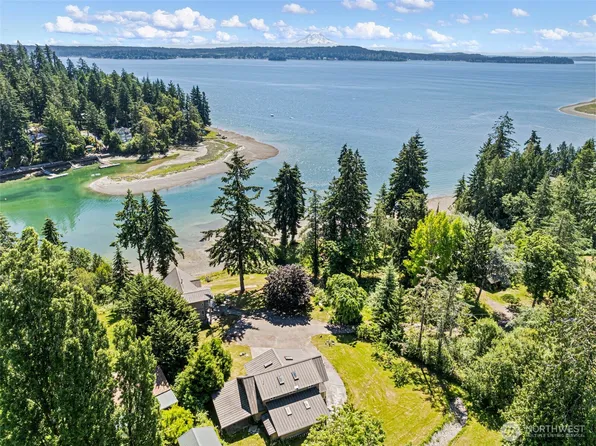 9012 146th Avenue NW, Lakebay, WA 98349