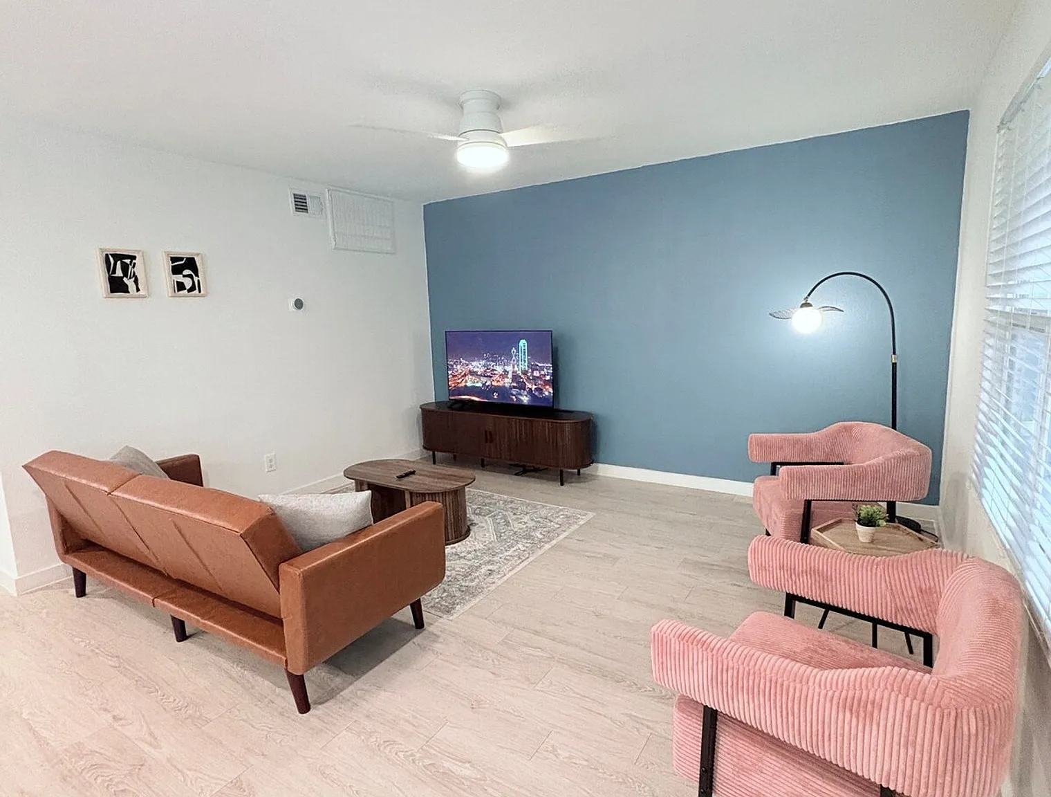 2 bed, 1.0 bath, $3,646 — Photo 3