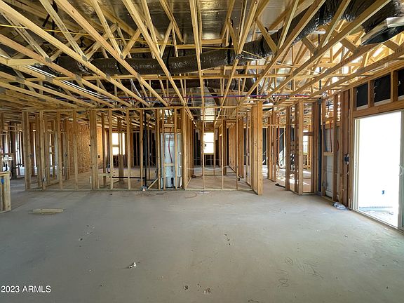 4th image of 46823 W COE Street