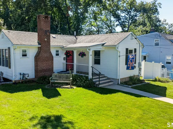 63 Pritchard Road, Waterbury, CT 06705