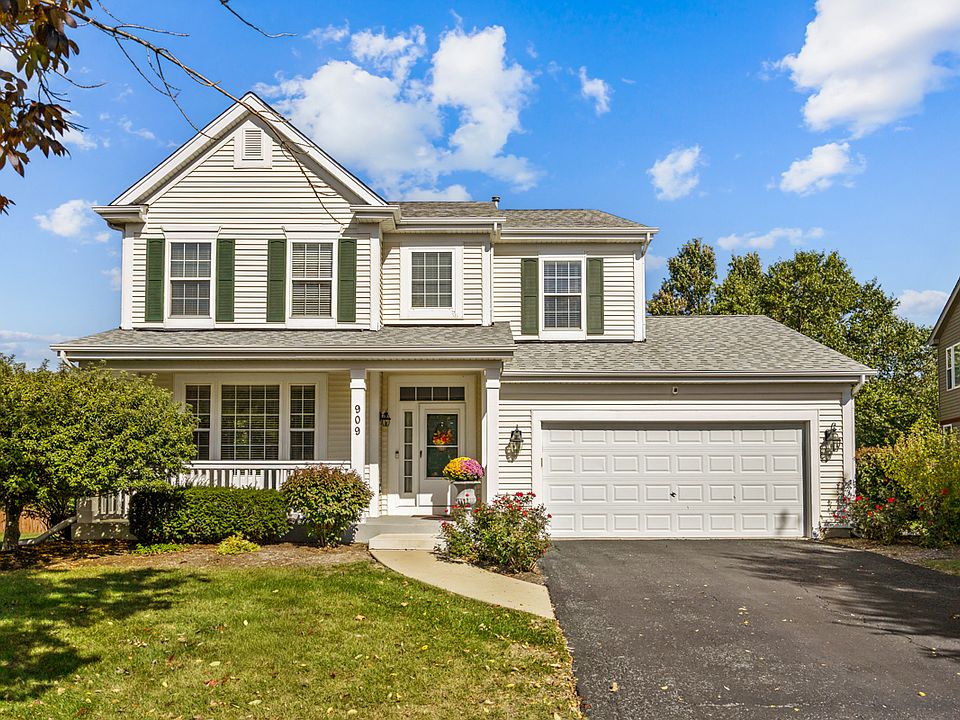 1st image of 909 Clover Ridge Ln