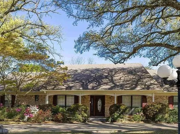 800 Elizabeth St, Gilmer, TX 75644