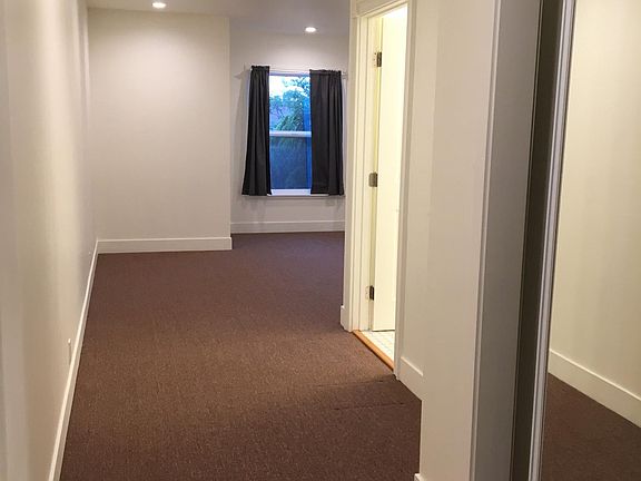 5th image of 1634 32nd Ave