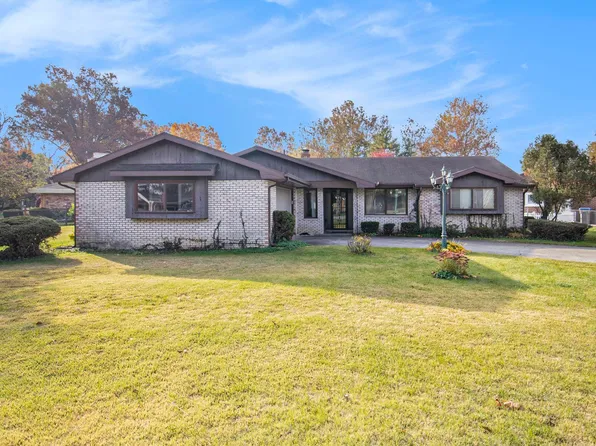 55642 Eberly Pl, Elkhart, IN 46516