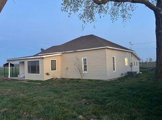 10207 E Trail West Rd, Burrton, KS 67020