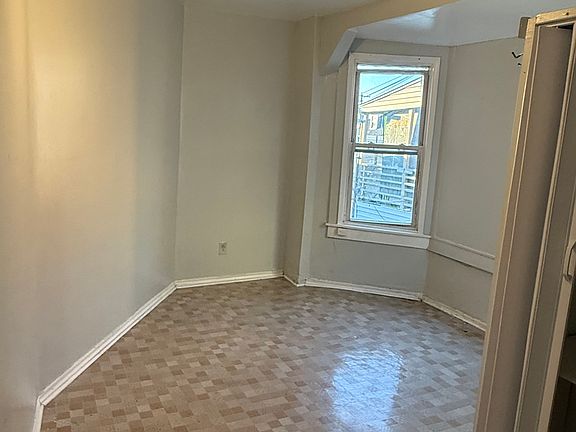 5th image of 342 N 9th St Floor 2