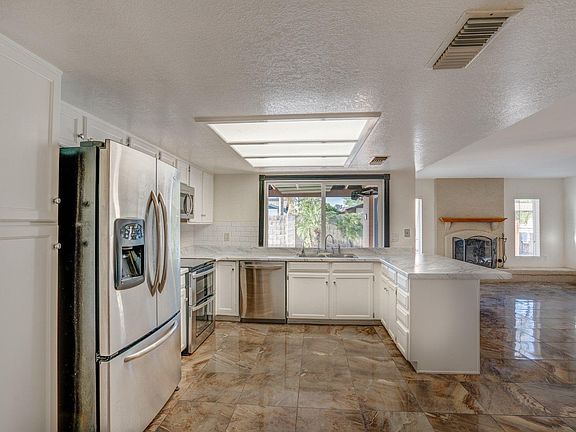 5th image of 3130 W Wescott Dr
