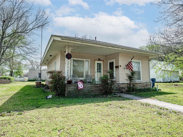 320 E 8th St, Pawhuska, OK 74056