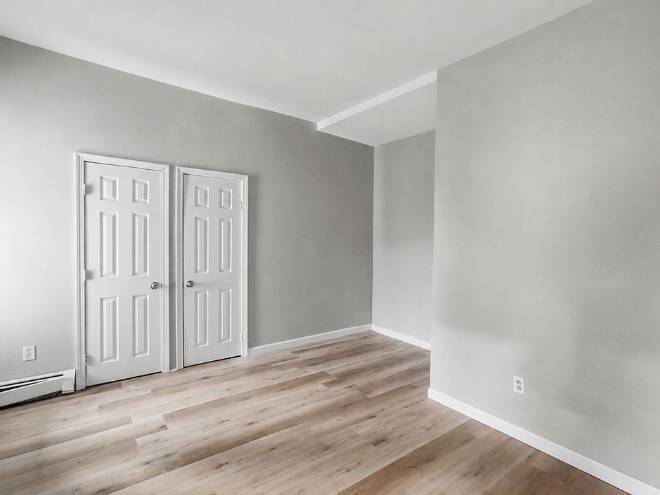 1st image of 82 Pond St #3