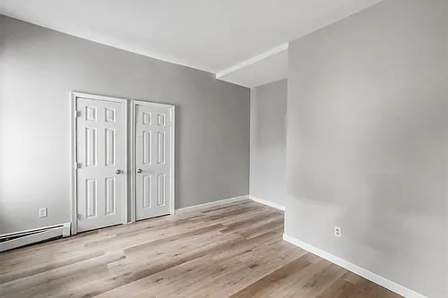 82 Pond St Photo 1