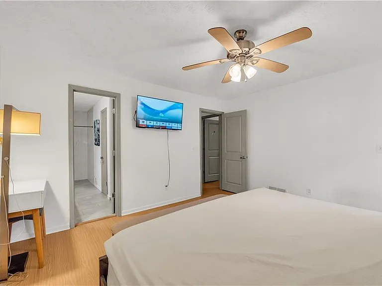 5712 Port Dr — Photo 17