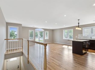 1405 88th St #2, North Bergen, NJ 07047
