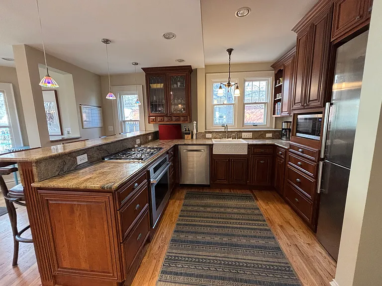 Chef's kitchen