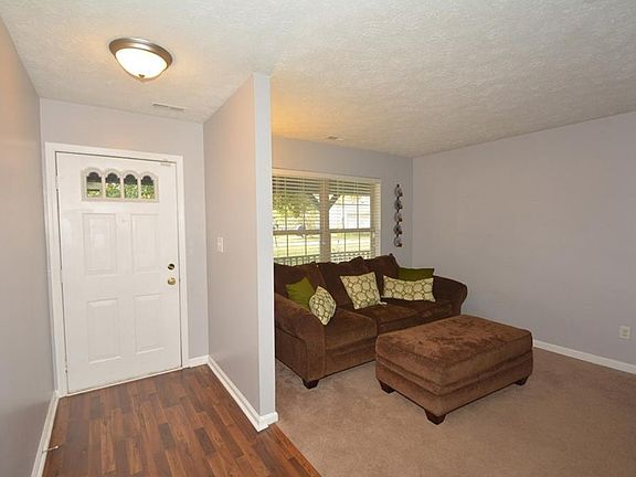 3rd image of 6514 Pergola Ln