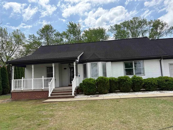 909 North St, New Harmony, IN 47631
