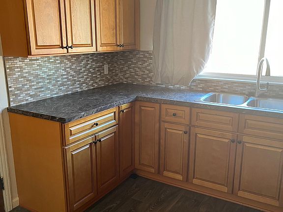 2nd image of 18090 Northlawn Ave
