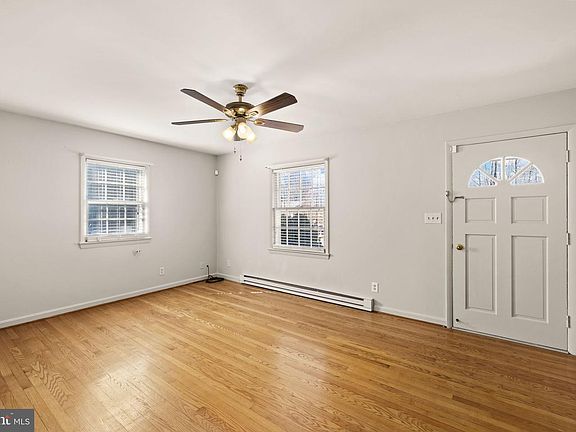 3rd image of 1145 Bernstein Rd