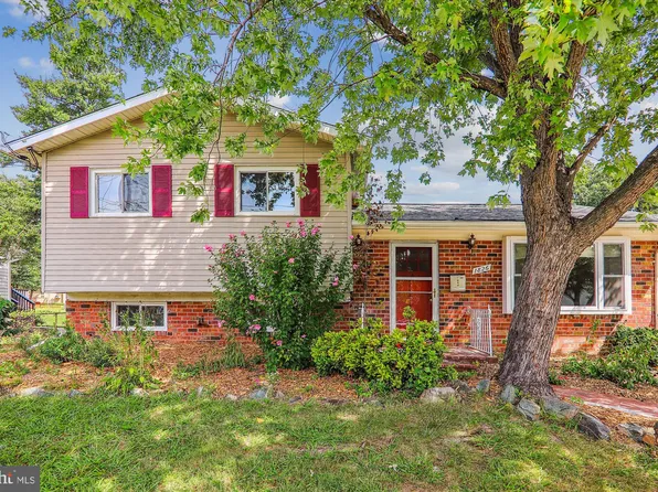 1826 Jarvis Ave, Oxon Hill, MD 20745