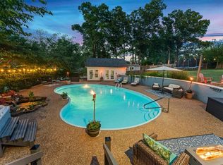 702 Dewoody Dr, Bentonville, AR 72712