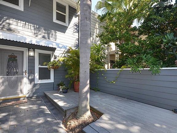 3rd image of 8721 Bay Pointe Dr