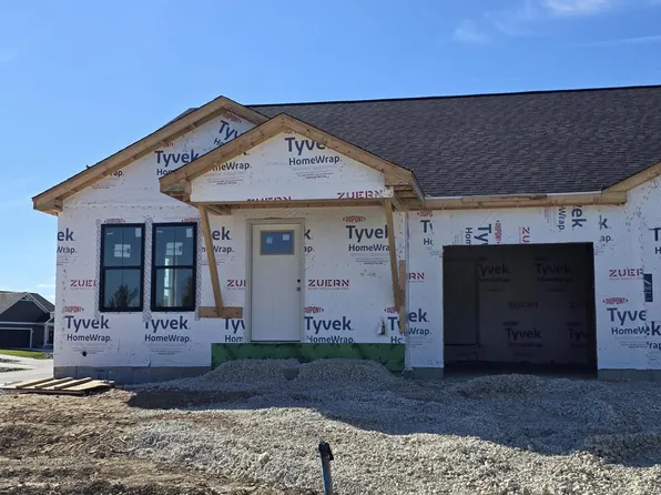 N162W21919 Poppy ROAD, Jackson, WI 53037