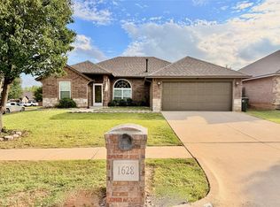 1628 Baycharter St, Norman, OK 73071