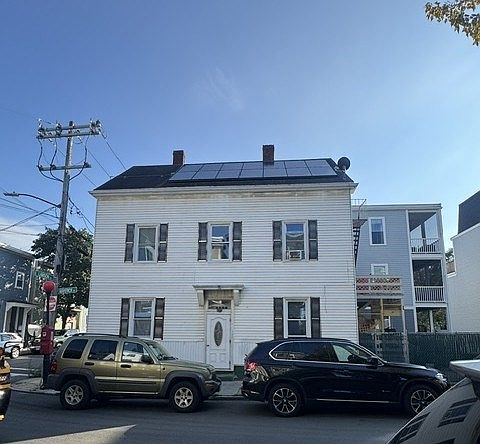 1st image of 307 Maverick St