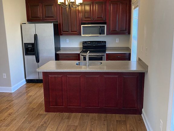 3rd image of 42A Hillside Dr #42A