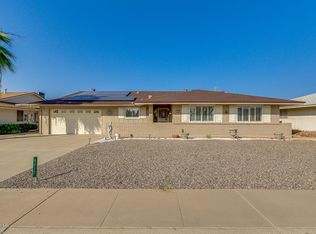 9917 W Prairie Hills Cir, Sun City, AZ 85351