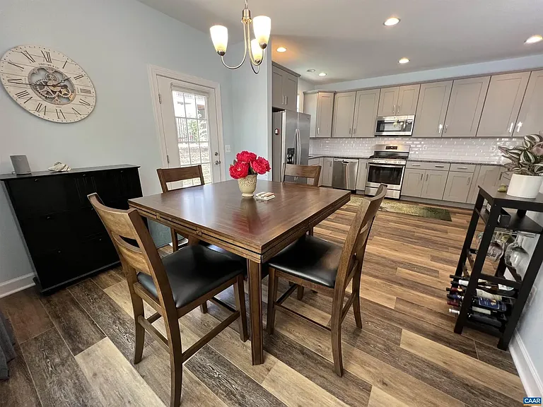 1662 Delphi Dr — Photo 10
