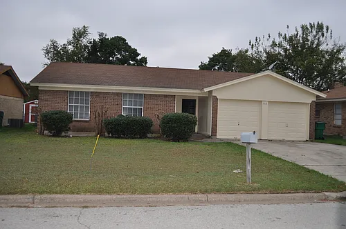 7513 Meadowbrook Dr Photo 1