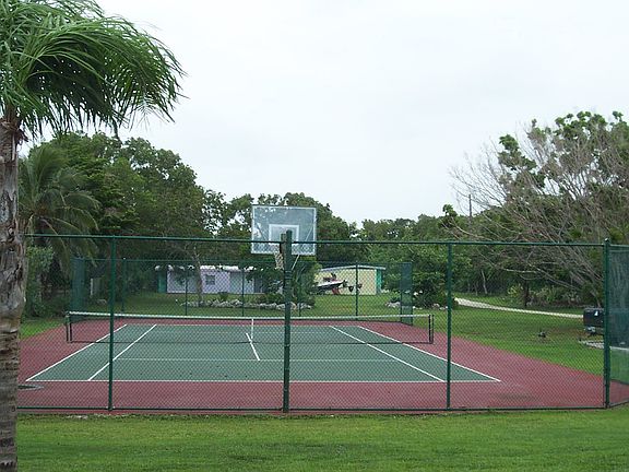 Tennis Court/Guest House