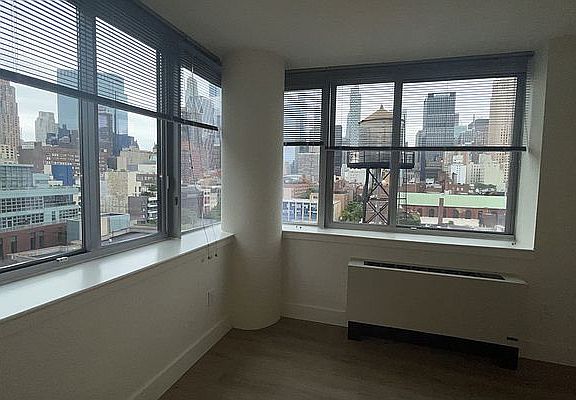 3rd image of 510 W 52nd St APT 10F