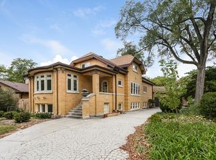 316 Selborne Rd, Riverside, IL 60546