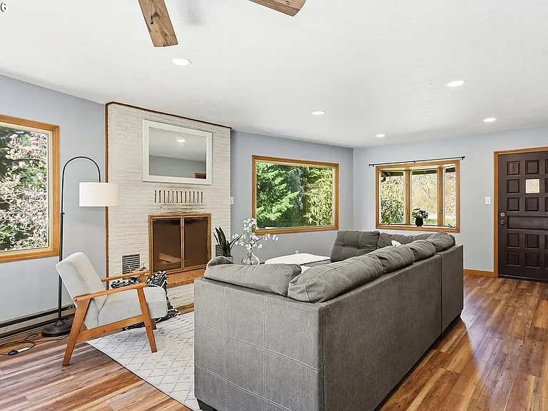 392 Baker Rd #1 — Photo 8