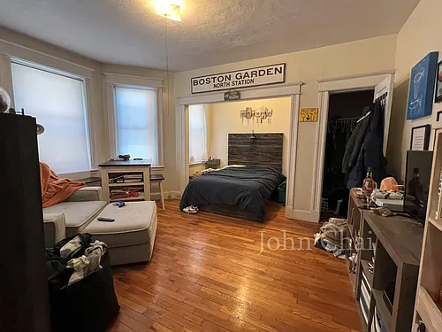 225 Kelton St #1 Photo 1